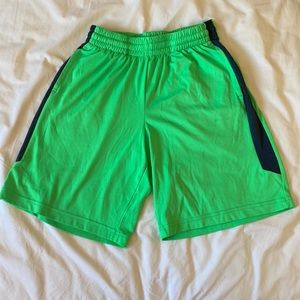 Tek Gear Boys Basketball Shorts Green Size Large (14-16)